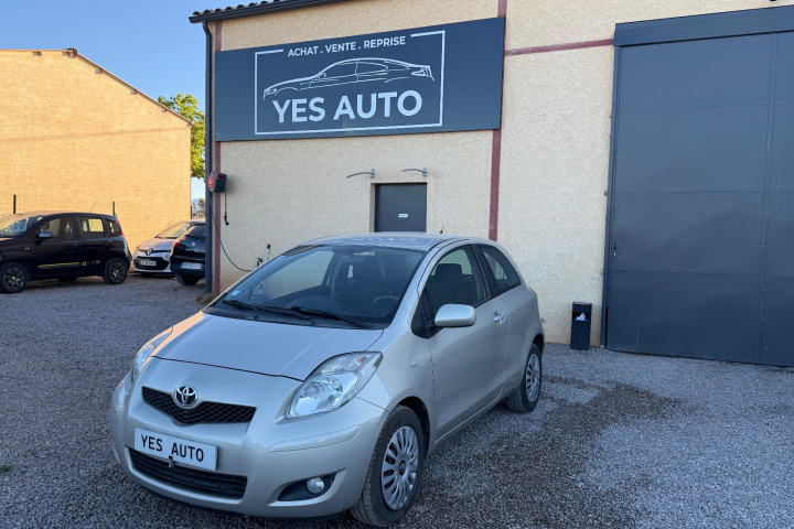 TOYOTA YARIS